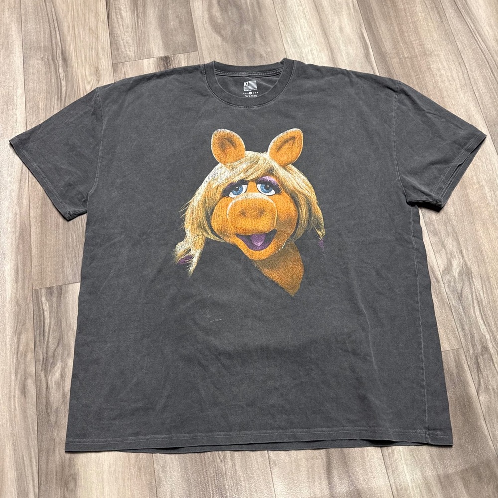 American Thrift Miss Piggy The Muppets Graphic T-Shirt Washed Black XL
